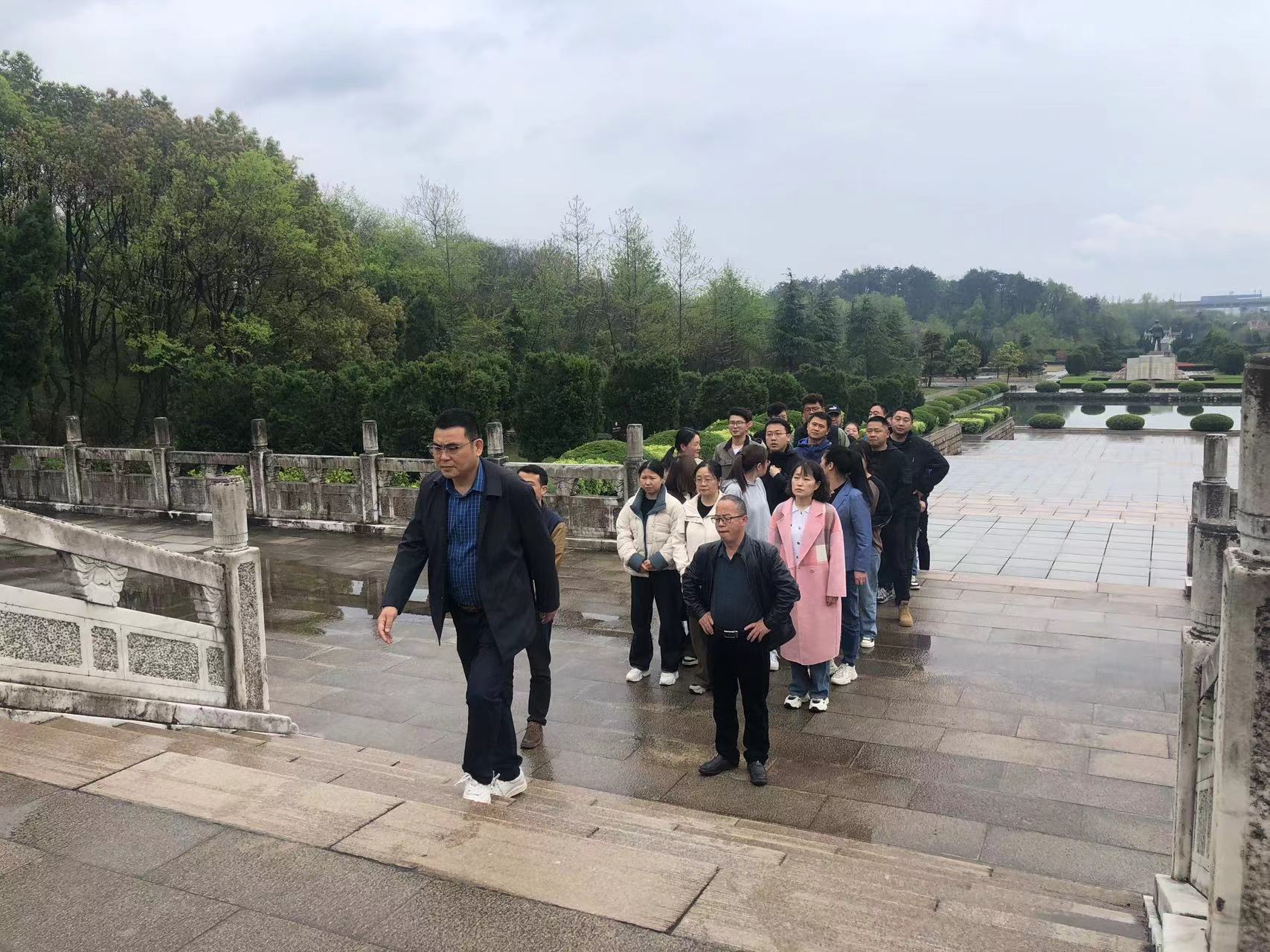 緬懷革命先輩、賡續(xù)紅色血脈——遠(yuǎn)通檢測(cè)赴獨(dú)秀園追尋紅色記憶